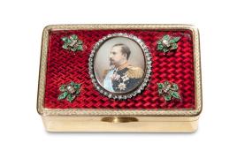 Lot 951 Fabergé – Geschenk-Tabatiere mit der Portraitminiatur Ferdinands I. Premiumpreis: 96.000 € (inkl. Aufgeld & MwSt.)