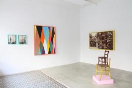 Installation Shot: Michael Huey, Florian Nährer, Piggyback / Huckepack; Galerie Reinthaler, 2023. Photo: Michael Huey