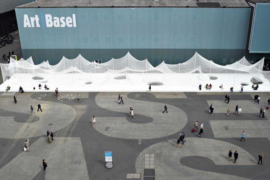 Art Basel in Basel 2014 General Impression  © Photo by Daniela & Tonatiuh