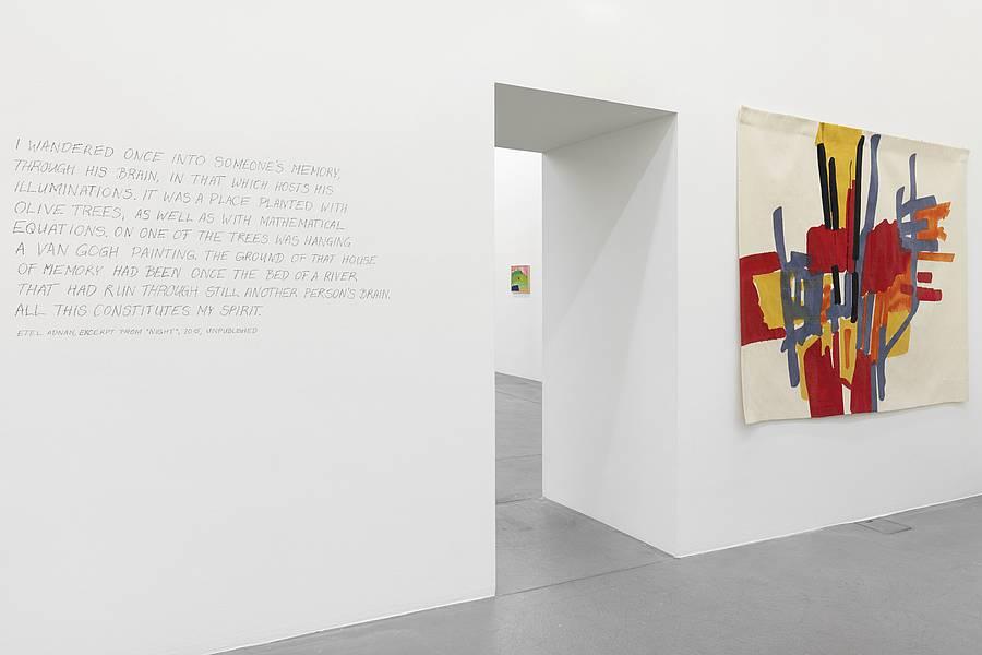 Etel Adnan La joie de vivre Ausstellungsansicht Museum Haus Konstruktiv, 2015 Foto: Stefan Altenburger