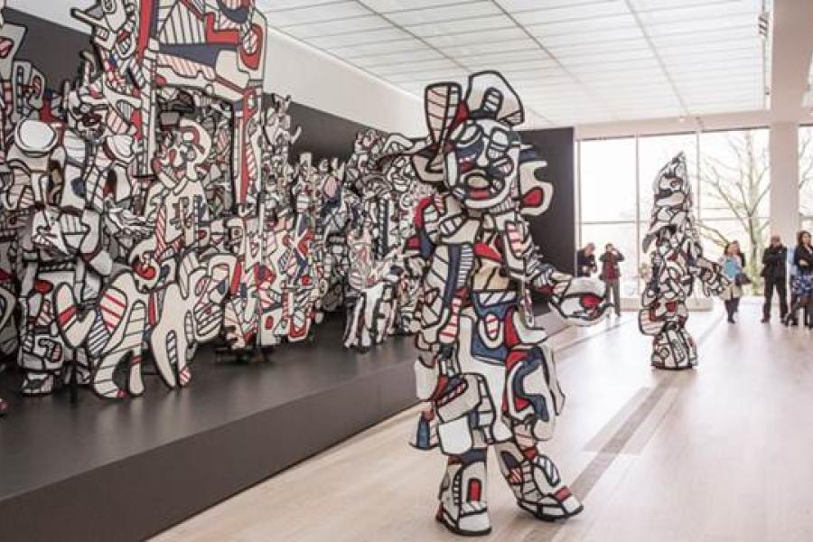 Abbildung: Installationsansicht der Ausstellung „Jean Dubuffet – Metamorphosen der Landschaft“, Coucou Bazar, 1972-1973, Collection Fondation Dubuffet, Paris, © 2015, ProLitteris, Zürich; Foto: Matthias Willi