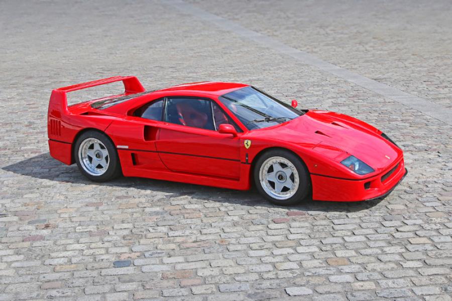 1990 Ferrari F40 Estimation: 1100000  - 1300000 €