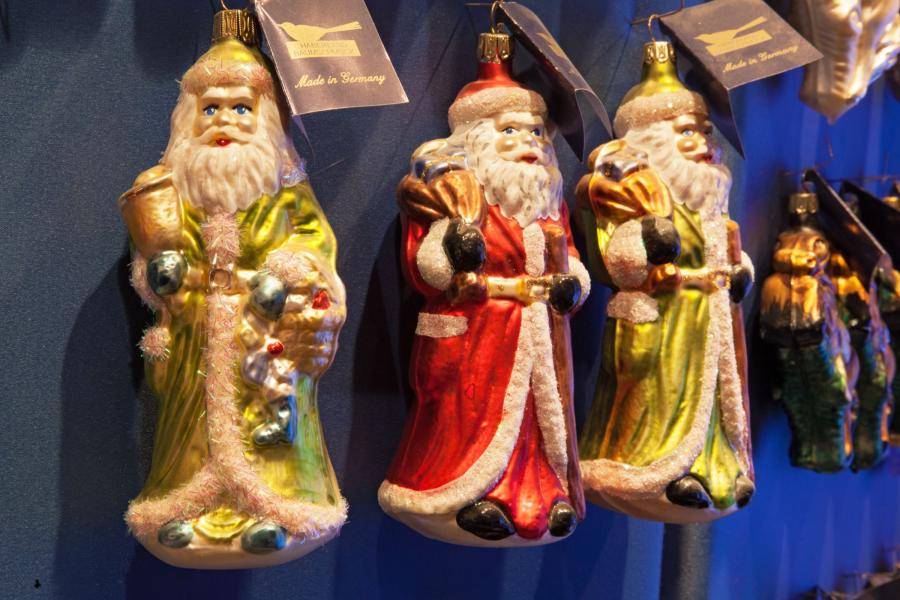 Typischer Christbaumschmuck aus dem Thüringer Wald. Foto: LWL/Holtappels