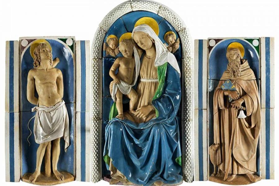 Musealer Majolika-Altar von Andrea Della Robbia, 1435 - 1525 MADONNA MIT KIND, ZWISCHEN ZWEI ENGELN, DEM HEILIGEN SEBASTIAN UND ANTONIUS DEM GROSSEN Insgesamt 145 x 225 cm. Schätzpreis:	1.000.000 - 1.500.000 EUR