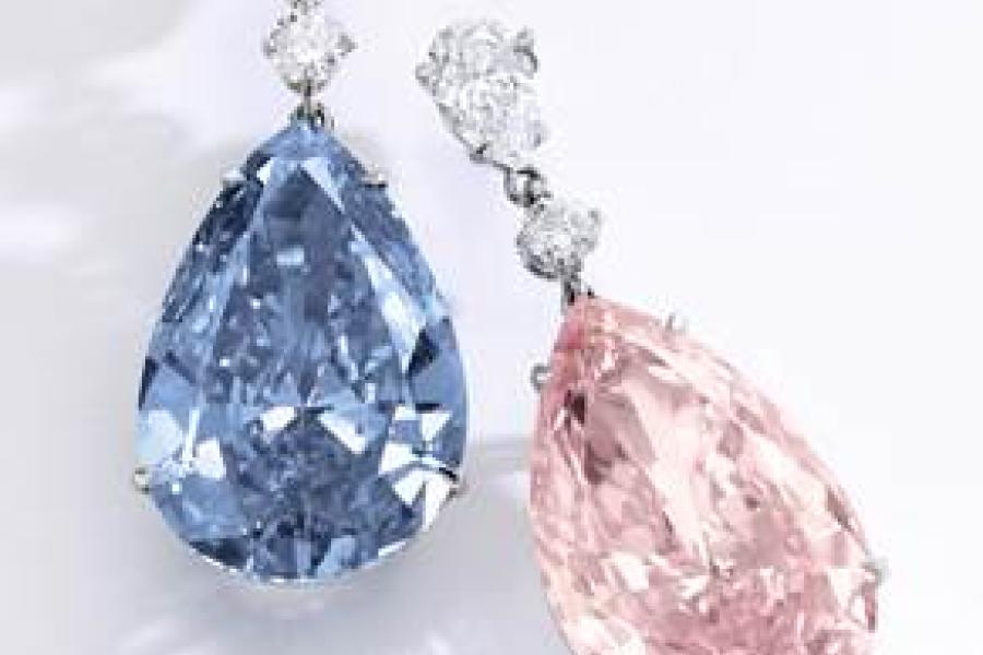 ‘THE APOLLO BLUE’ Fancy Vivid Blue Diamond weighing 14.54 carats, THE ARTEMIS PINK’ Fancy Intense Pink Diamond weighing 16.00 carats