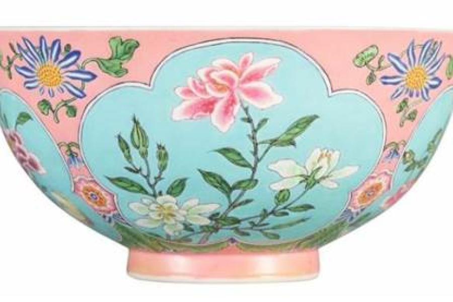 A SUPERBLY ENAMELLED, FINE AND EXCEEDINGLY RARE PINK-GROUND FALANGCAI BOWL PUCE-ENAMEL YUZHI MARK AND PERIOD OF KANGXI 14.7 cm, 5 3/4 in. Estimate upon request