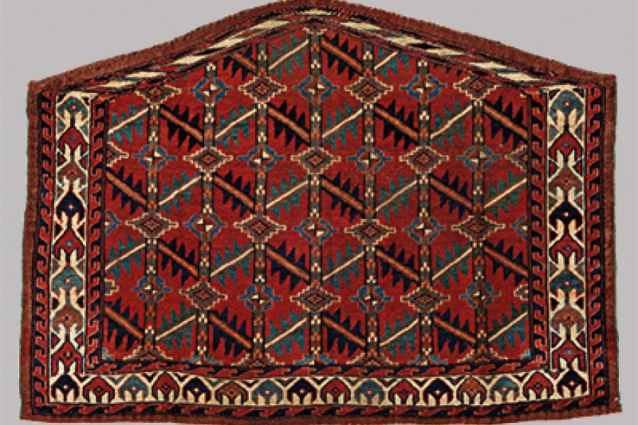 Early Karadashli Asmalyk 112 x 81 cm (3' 8" x 2' 8") Turkmenistan, early 19th century