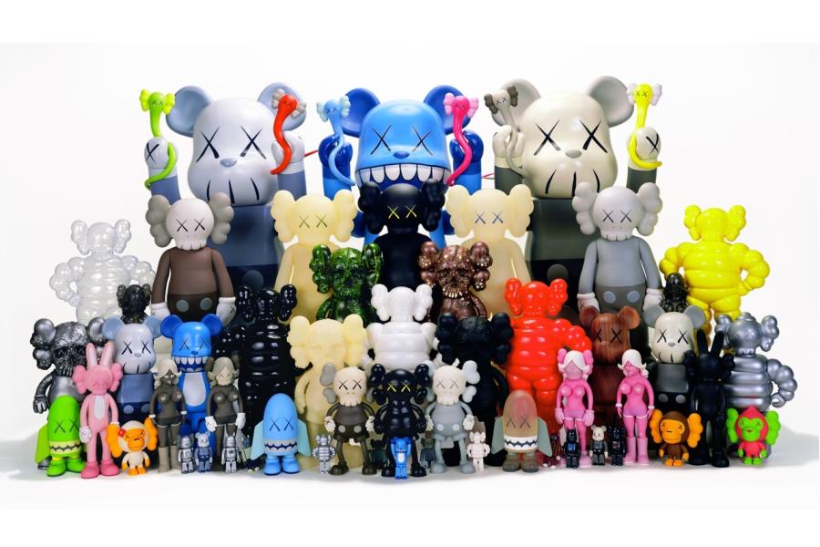 Daniel & Geo Fuchs - TOYGIANTS - „Kaws Family“, 2006, Courtesy Collection Selim Varol