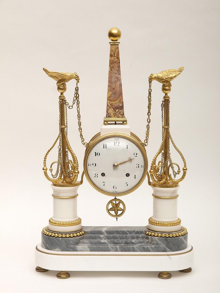 Louis XVI-Pendule (Startpreis € 2.200,00)