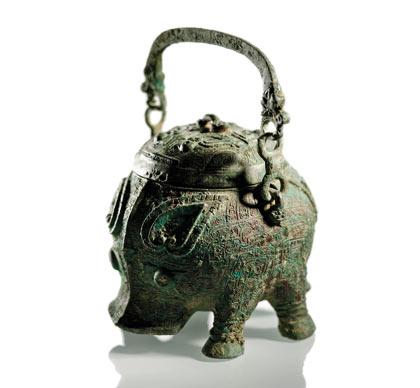 A very rare bronze vessel 'you' late Shang/early Zhou dynasty  Property from an old German private collection