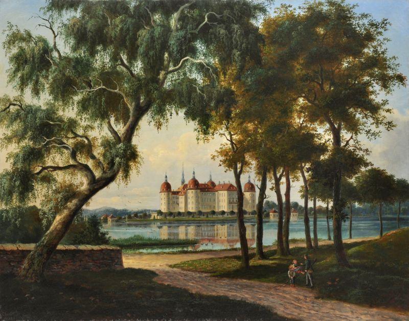 013   Franz Wilhelm Leuteritz "Jagdschloß Moritzburg bei Dresden". 18.   82.  Öl auf Leinwand. Signiert u.li. "Fz. Leuteritz" und datiert. In schmuckvollem Rahmen mit Perlstab, Akanthusfries und Eckoculi gerahmt. Leinwand wachsdoubliert. Malschicht mit feinem Krakelee und fachgerechten Retuschen über ehemaligen Verletzungen des Malträgers. WVZ Schütz 57. 54 x 68 cm, Ra. 73 x 87,5 cm. 4600 €