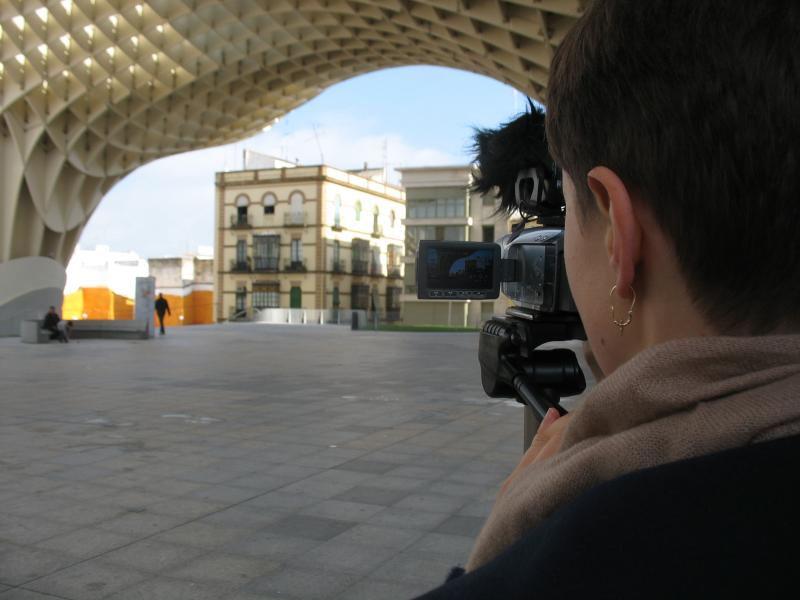 „Plaza de la Encarnación“,  Regie: Polina Gumiela, Gebäude: Metropol Parasol, © Polina Gumiela