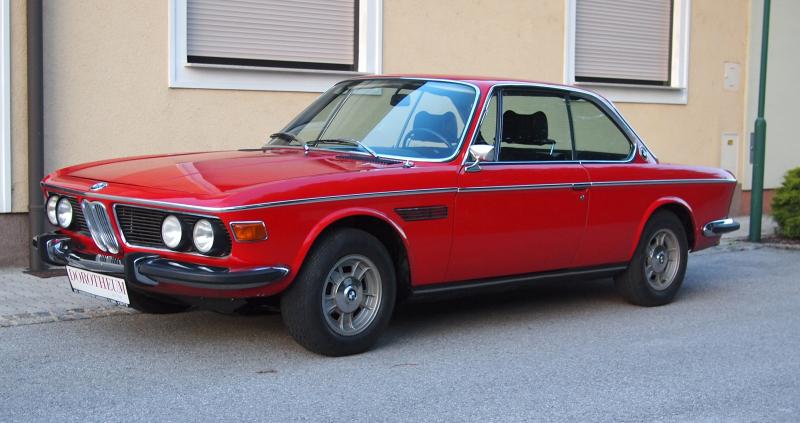 Lot Nr. 328 1973 BMW 3.0 CS Österreichische Auslieferung in 3. Hand mit original 93.000 km! FIN: 2213748, Laufleistung: 93.847 km (original), Hubraum:2.986 ccm/R6, Getriebe: 4-Gang, Farbe: veronarot/schwarz (Velours), Leistung: 132 kW/180 PS, Papiere: Österreichischer Typenschein Schätzpreis EUR 22.000,- bis 32.000,- Rufpreis EUR 8.000,-