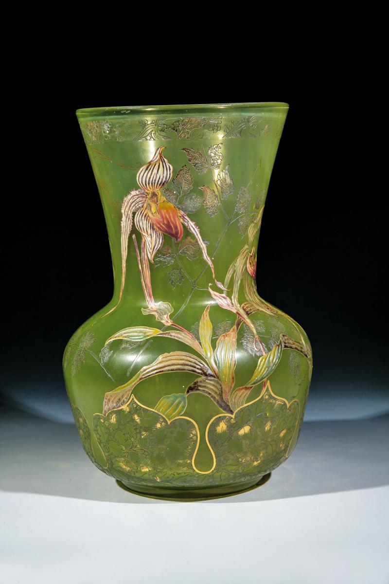 339 - Große Vase mit Frauenschuh Auktion: 231 - 25. Glasauktion Zwiesel  Emile Gallé, Nancy, datiert 1900 Katalogpreis: 3.000 - 3.500 €