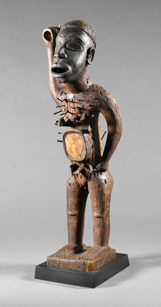 NKISI NKONDI-FIGUR. Kongo. H 76 cm. CHF 60 000 / 80 000