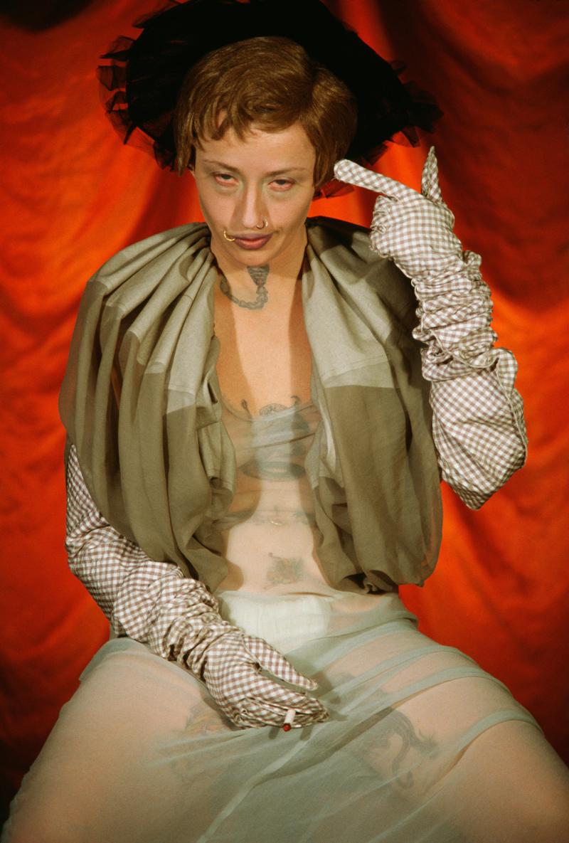 Cindy Sherman Untitled #299 1994 Farbfotografie 122 x 81 cm Courtesy of the artist and Sammlung Goetz, München