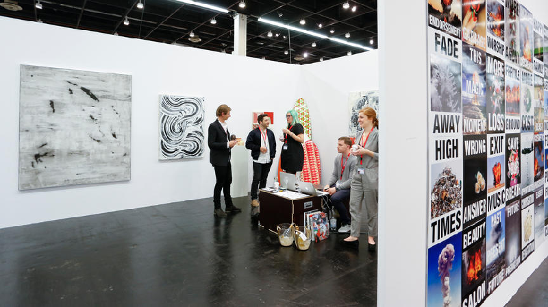 Stand: The Hole, Halle 11.3