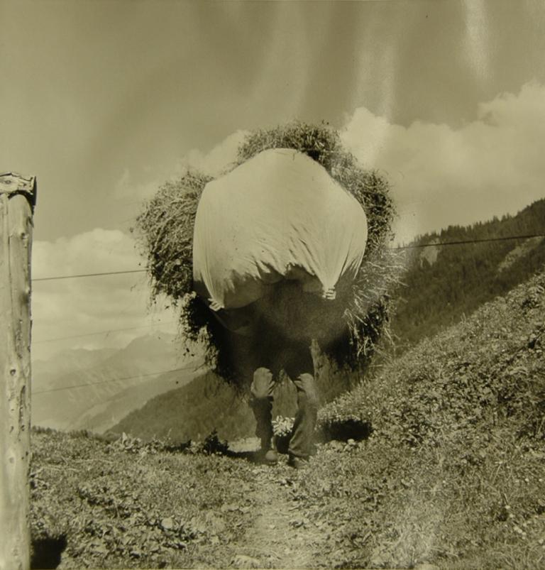 Ernst Brunner Bauer in Silgin Lumbrein 1938 Fundaziun Capauliana Chur