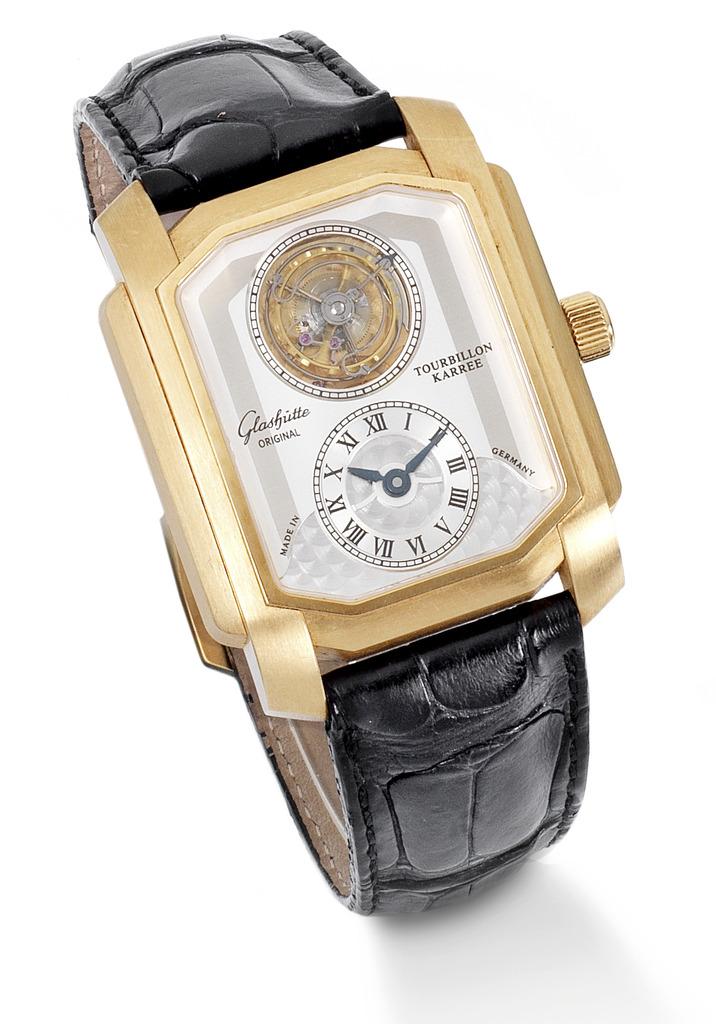 Von links: rechteckiger, roségoldener Tourbillon von Glashütte (Schätzpreis 20.000/30.000 £