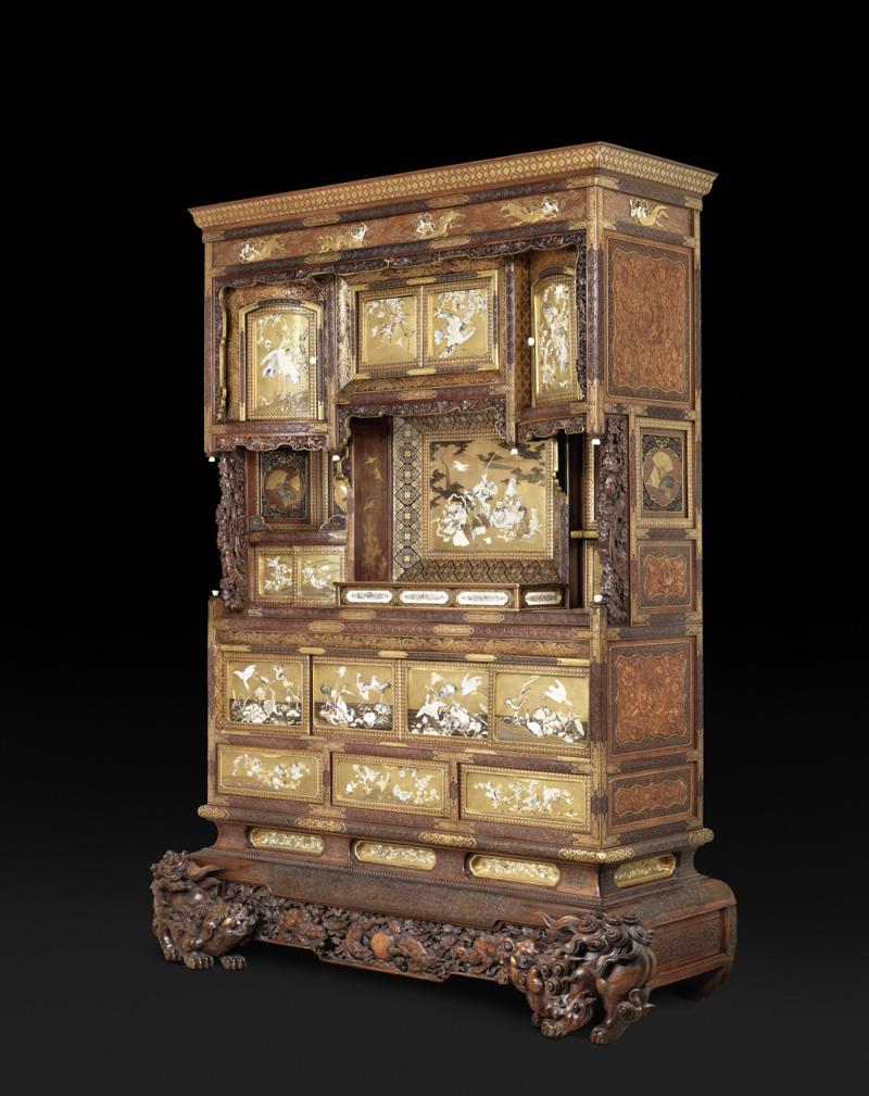 JACQUES BARRÈRE, Shibayama Cabinet Huanghuali, gold lacquer and inlay of ivory and mother of pearl Japan, Meiji period 19th century H 278 x W 190 x D 70 cm