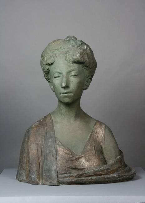 August Hudler, Fräulein Wandel in Dessau, 1899, Gips, mehrfarbig gefasst, grüne und braune Bronze imitierend; Copyright: Skulpturensammlung, SKD, Foto: Hans Effenberger