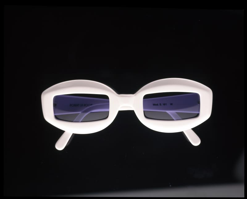 Robert La Roche, Sonnenbrille, Modell S-161, fotografiert von Thomas Popinger, um 1997 © Robert La Roche