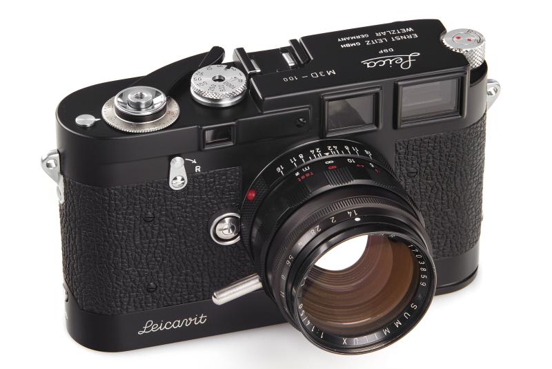 2 – Los 148 Leica M3D-100, Jahr: 1955/2016 SN: M3D-100 € 30.000 / € 50.000 – 60.000, Ergebnis: 108.000 Euro