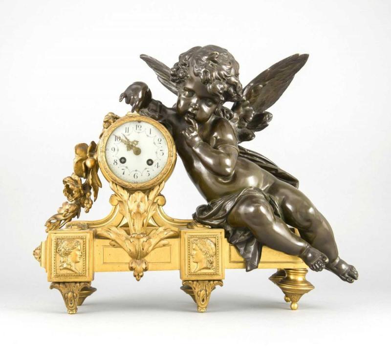 Große Figurenpendule mit Amor, Anf. 19. Jh., vergoldetes Bronzegehäuse, Mindestpreis:	3.500 EUR