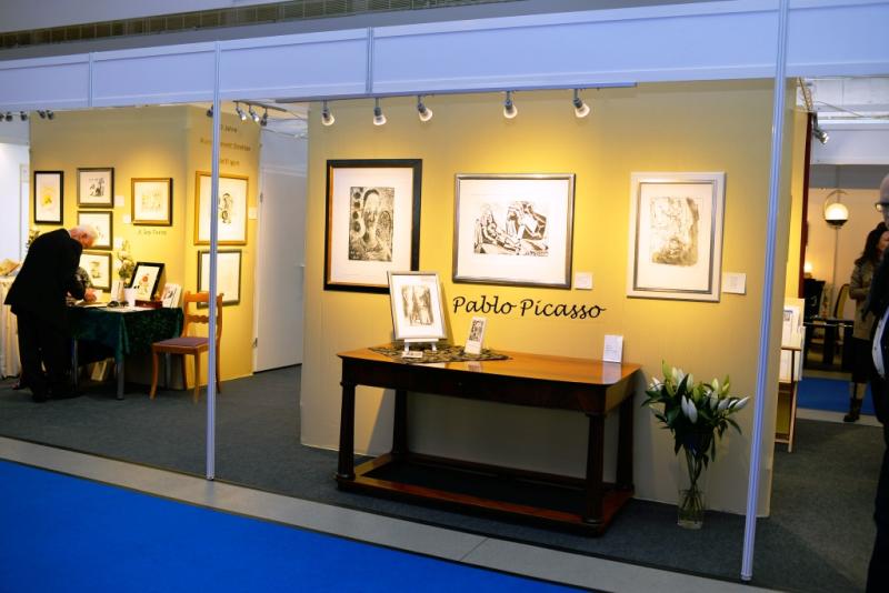 ((Bild Picasso-Angebot Strehler, Bildnachweis: Messe Sindelfingen)): Picasso im Messe-Fokus: Faszinierende Original-Lithographien, offeriert am Stand des Kunstkabinetts Strehler.