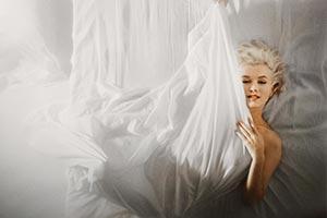 DOUGLAS KIRKLAND  "Marilyn Monroe 1961". Archival Pigment Print, späterer Abzug. Wohl 2013.  Verkauft für CHF 11 250