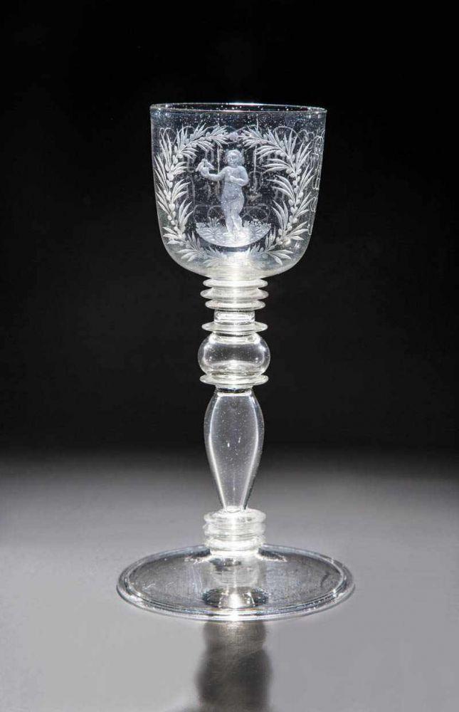 Hohlbalusterpokal Nürnberg, Hermann Schwinger (1640-1683) zugeschrieben Graustichiges Glas, Schätzpreis:	1.000 - 1.500 EUR