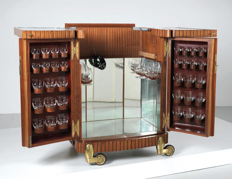 Imposante Hausbar/Barschrank, Entwurf Oswald Haerdtl, Ausführung Fa. Max Welz, 1952, Schätzwert € 20.000 - 30.000