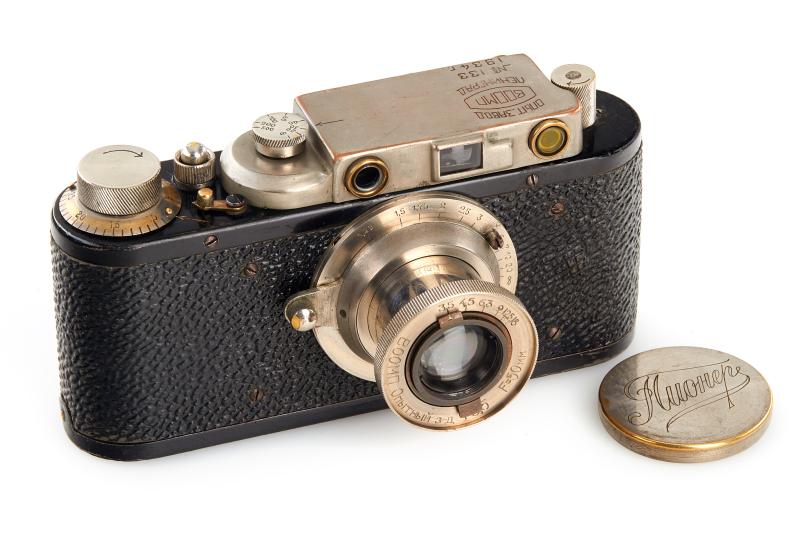 006 VOOMP II Pioner Sehr seltene und frühe russische Leica II Kopie, produziert von VOOMP (Union of Optico-Mechanical Factories). Seriennummer: 133 Schätzpreis: EUR 8.000–9.000