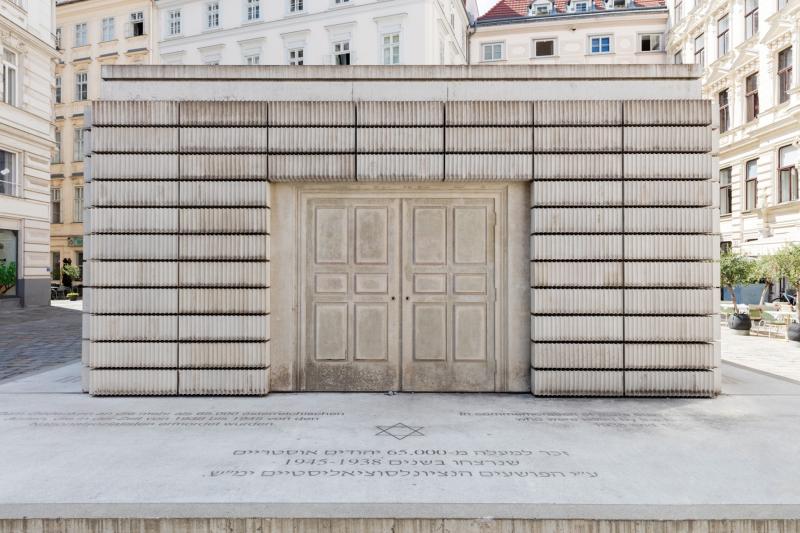 Rachel Whiteread, Holocaust-Mahnmal, 2000 © Belvedere, Wien, 2018 / Foto: Johannes Stoll Judenplatz, Wien