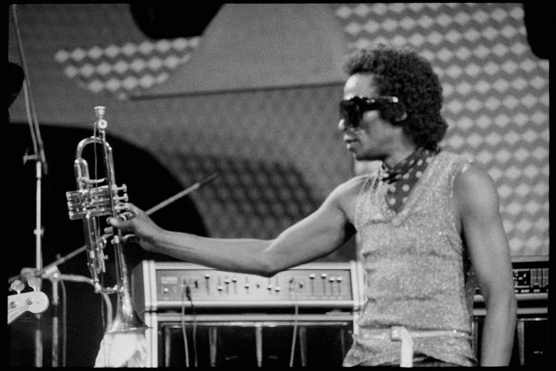 Erster Konzertauftritt von Miles Davis am Montreux Jazzfestival, 1973. © Schweizerisches Nationalmuseum / ASL