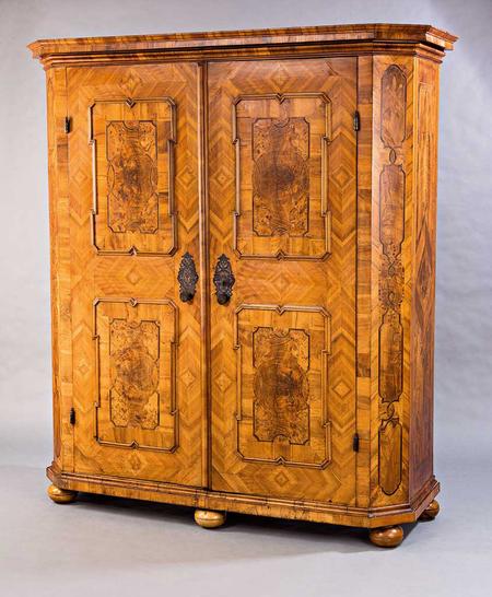 Barockschrank eines Bäckers, dat. 1741. (Lot 563, Limitpreis: 6000€)