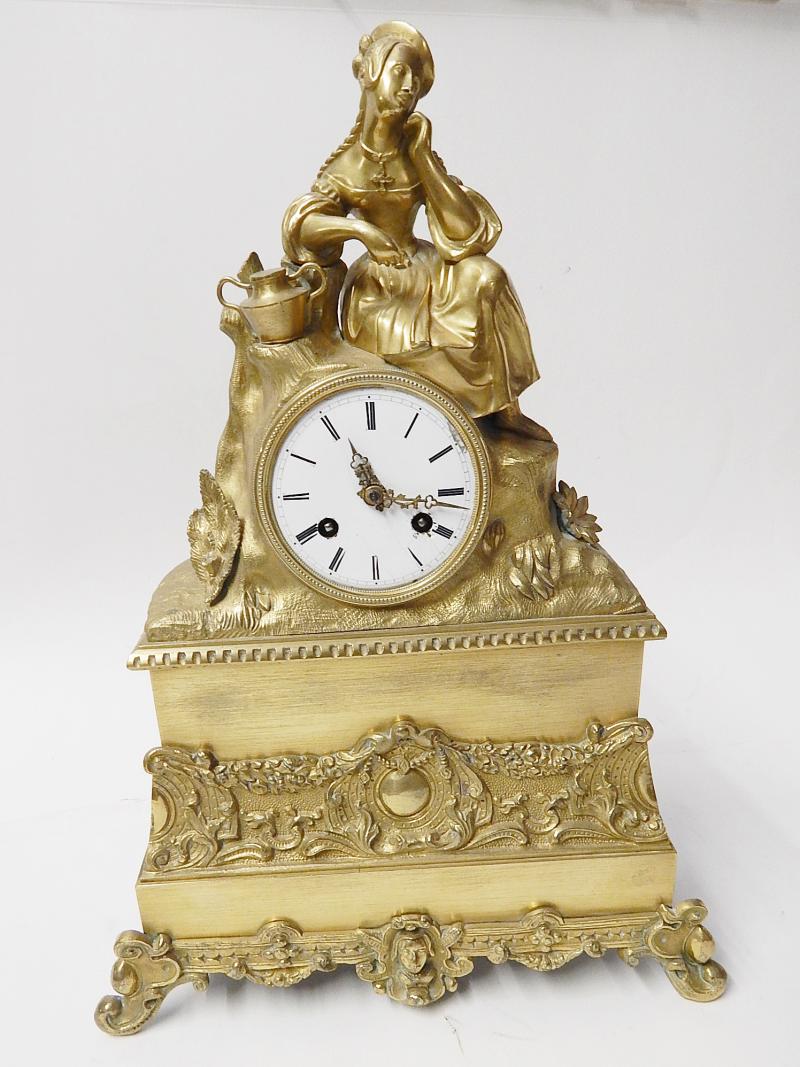 Empire Prunkpendule mit figürlicher Darstellung, Frankreich um 1820