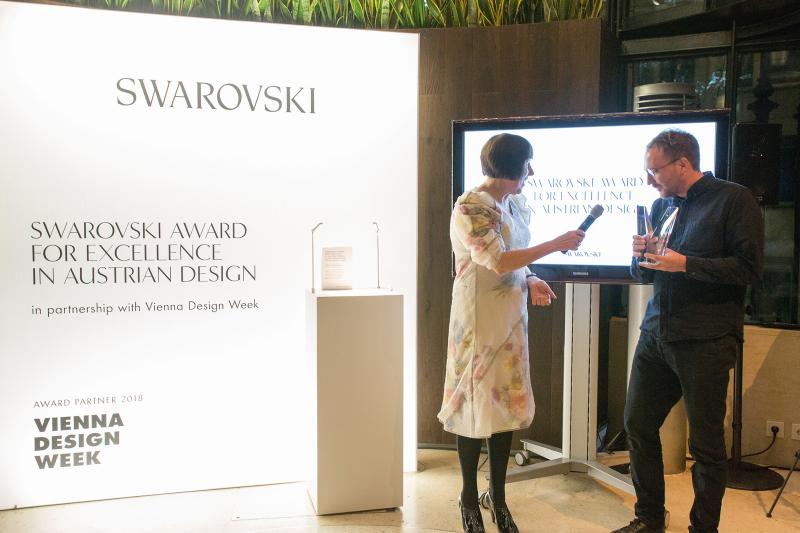 Der SWAROVSKI AWARD FOR EXCELLENCE IN AUSTRIAN DESIGN ging an Klemens Schillinger (c) VIENNA DESIGN WEEK / Kollektiv Fischka