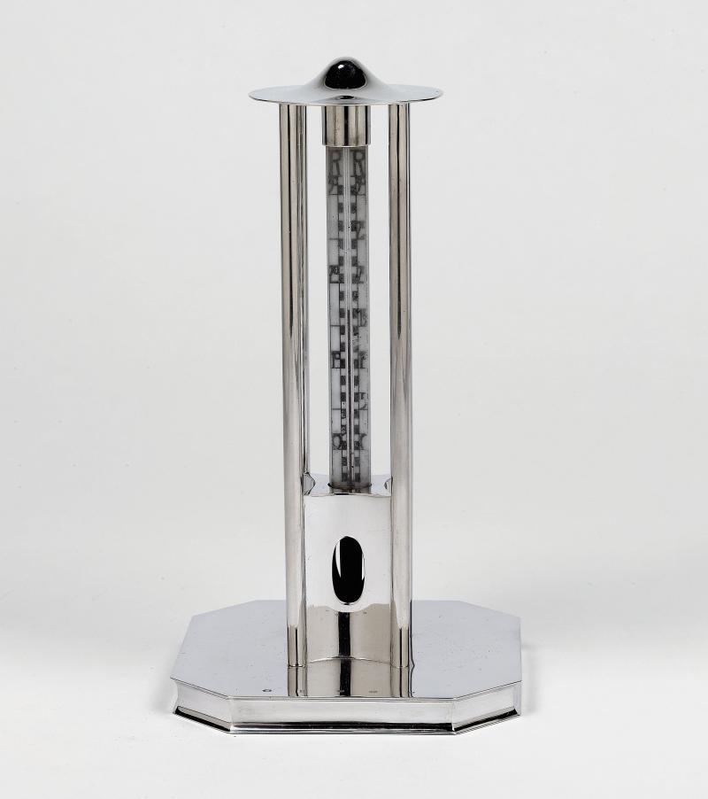 Josef Hoffmann, Thermometer, Wiener Werkstätte, 1905, Silber, Glas, Provenienz: Familie Primavesi, Höhe 20,7 cm, Schätzwert € 50.000 - 100.000