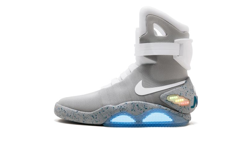 2016 Nike Mag