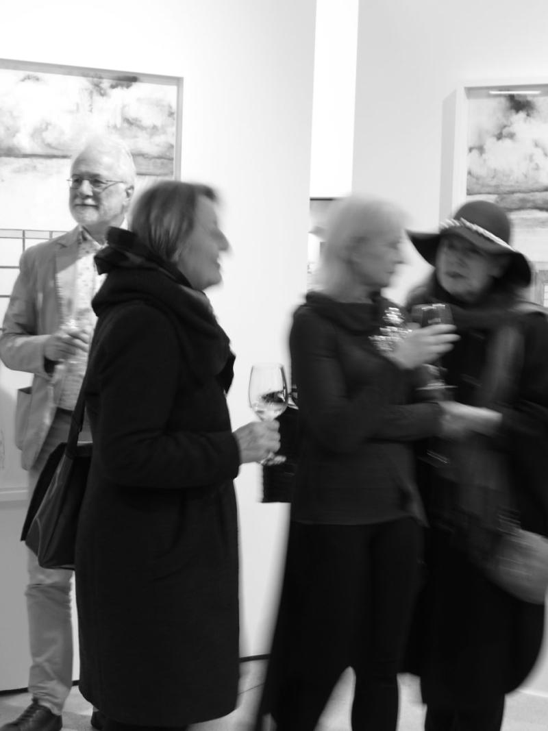 Vernissage "The Storm is Blowing from Paradise" (c) findART.cc Foto frei von Rechten.