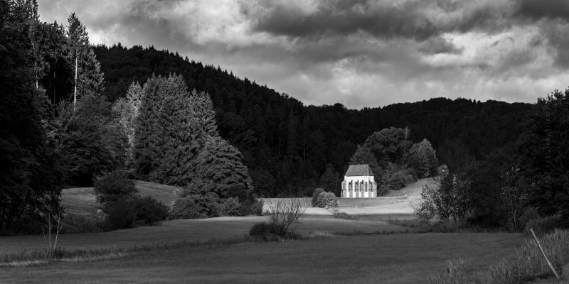 Sebastian Wehrle. Klosterkapelle Tennenbach | Freiamt. 2019. Fotografie. In verschiedenen Techniken und Maßen erhältlich.