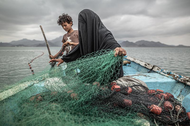 CONTEMPORARY ISSUES, SINGLES, 1st Prize Title: Yemen: Hunger, Another War Wound © Pablo Tosco, Argentina