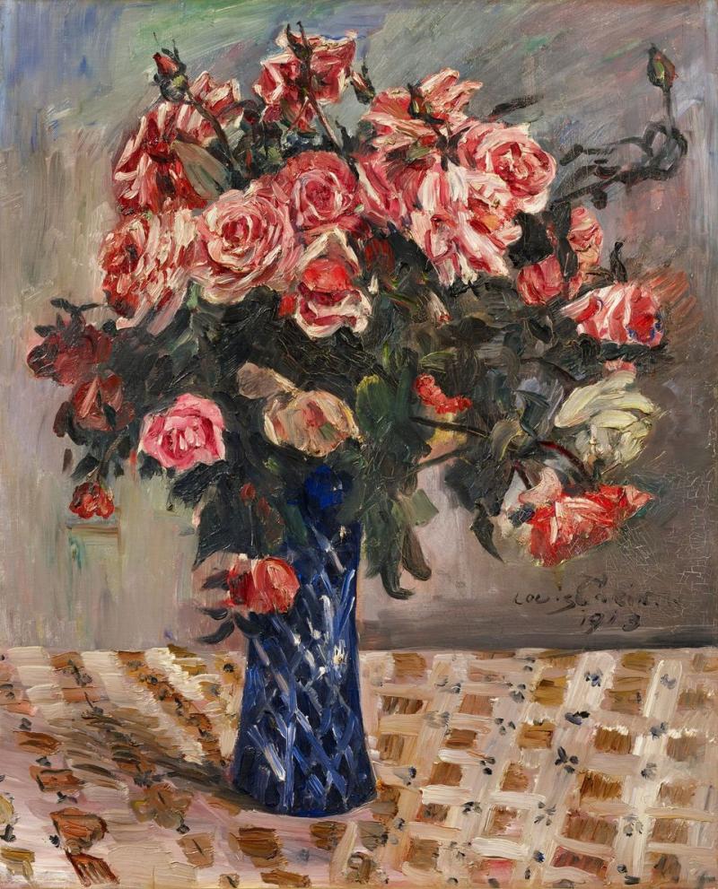 Lovis Corinth (1858 – 1925)  Stillleben - Rote und rosa Rosen in Vase auf Tischtuch (Blumen) | 1913 | Öl auf Leinwand | 81,5 x 65,5cm Signiert und datiert rechts, oberhalb der Tischkante: Lovis Corinth 1913 | Modellrahmen Das Gemälde erstrahlt nach einer professionellen Oberflächenreinigung wieder in seiner ursprünglichen Farbpracht.  Schätzpreis: € 250.000 – 350.000