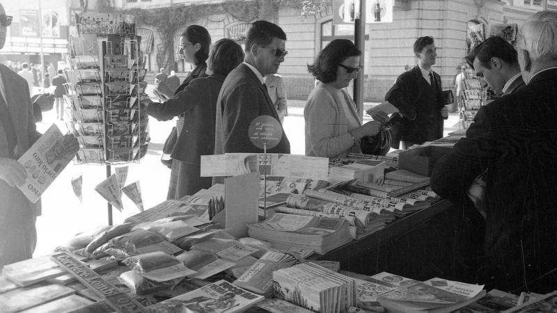 Newsstand at the Milan Trade Fair in 1964, photo courtesy of the Fiera Milano Foundation Archive