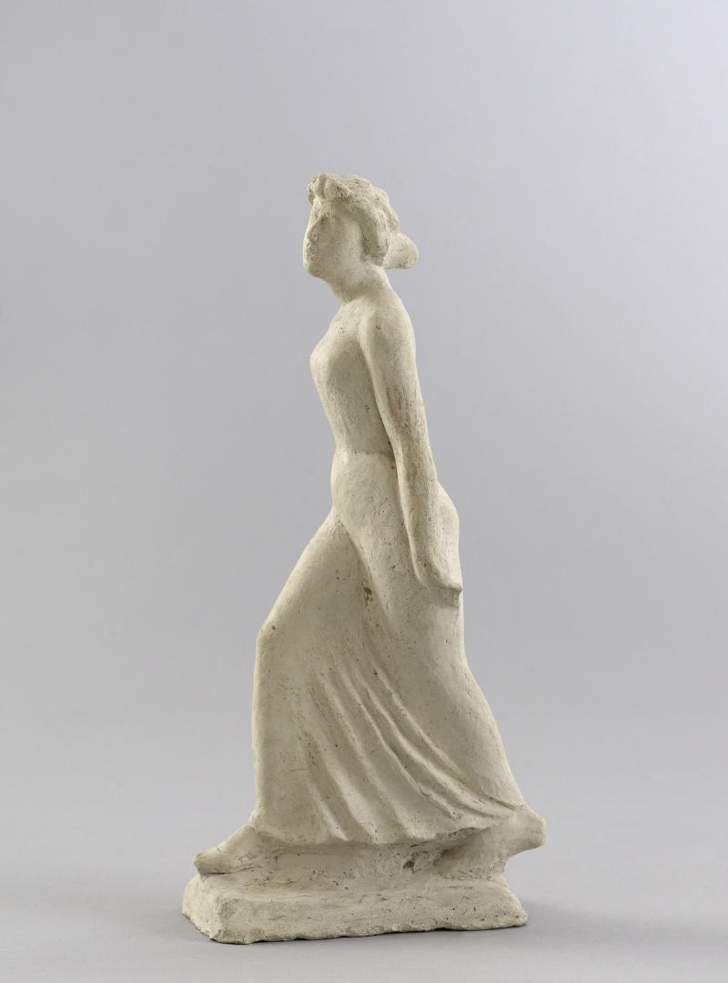 Aristide Maillol, Femme marchant, auch Femme vêtue marchant, oder La Parisienne, um 1895–1898 Weisse Terrakotta, 23,5 x 6 x 11 cm Paris, Petit Palais, musée des Beaux- Arts de la Ville de Paris, Foto © CC0 Paris Musées / Musée des Beaux-Arts de la Ville de Paris, Petit Palais