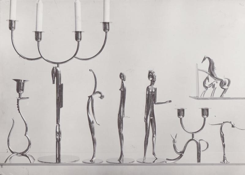 Karl Hagenauer, Weibliche Figuren und Tiere als Füße für Leuchter und Tischlampen, 1925–1928 Zeitgenössisches Foto © MAK