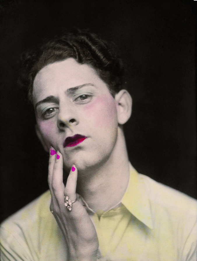 C/O Berlin, unknown photographer, Photobooth. Man in make-up wearing a woman’s ring, United States, ca. 1920 © Collection Sébastien Lifshitz Man in make-up wearing a woman’s ring