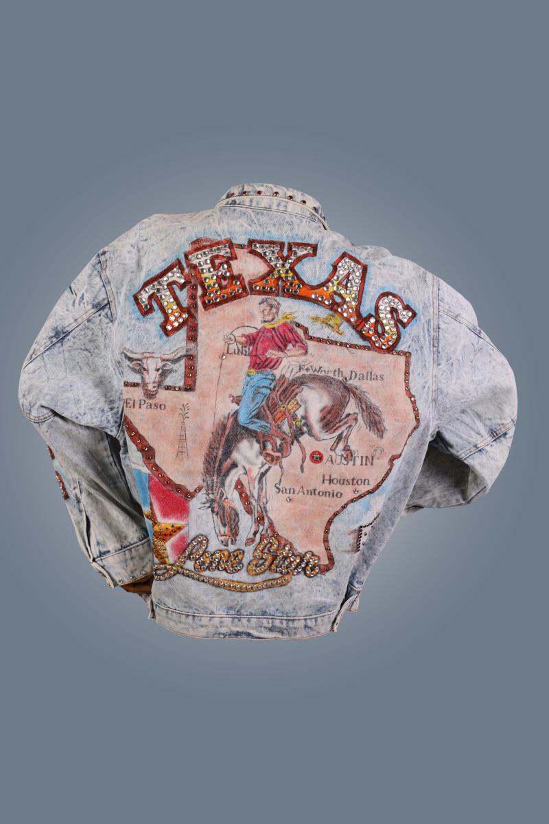 Falco: Persönliche Jeansjacke Tony Alamo im Vintage-Wash-Style mit Aufschrift „Texas“, Startpreis € 600