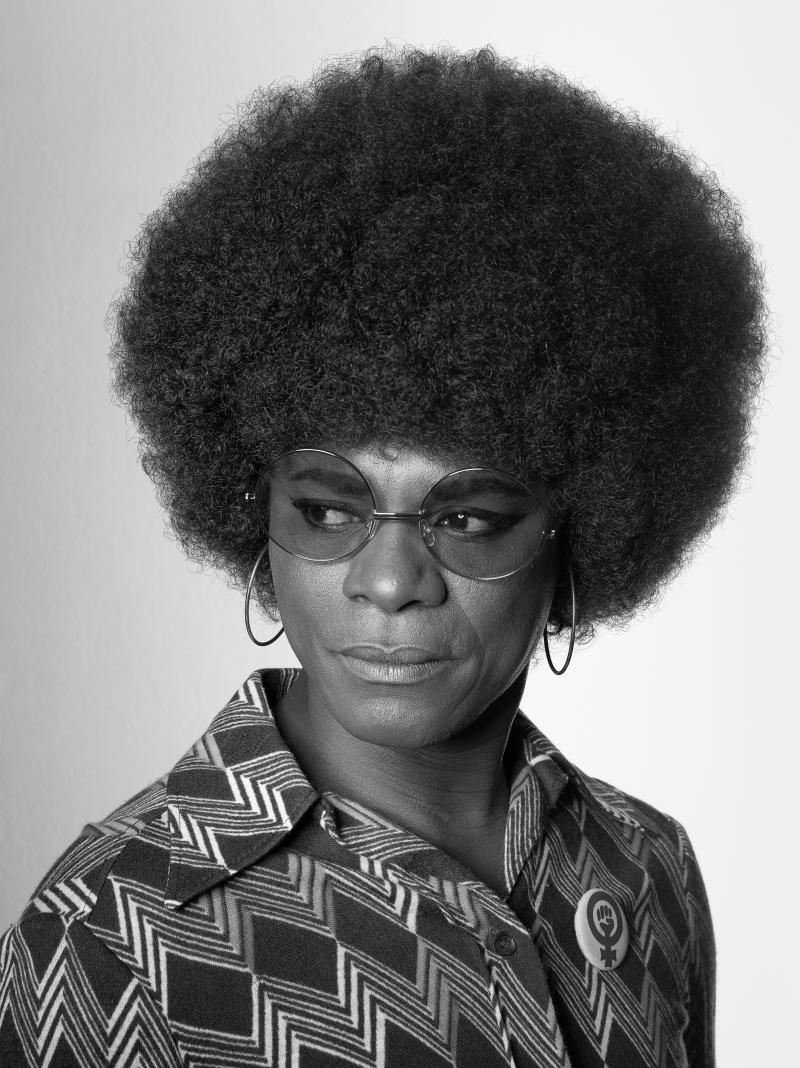 Samuel Fosso Self-Portraits (Angela Davis), from the series „African Spirits”, 2008 Courtesy the artist, Jean-Marc Patras, Paris und The Walther Collection, Neu-Ulm / New York.